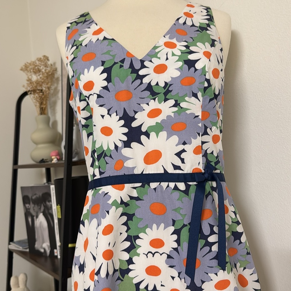 Rare Boden dress - Picture 2 of 4